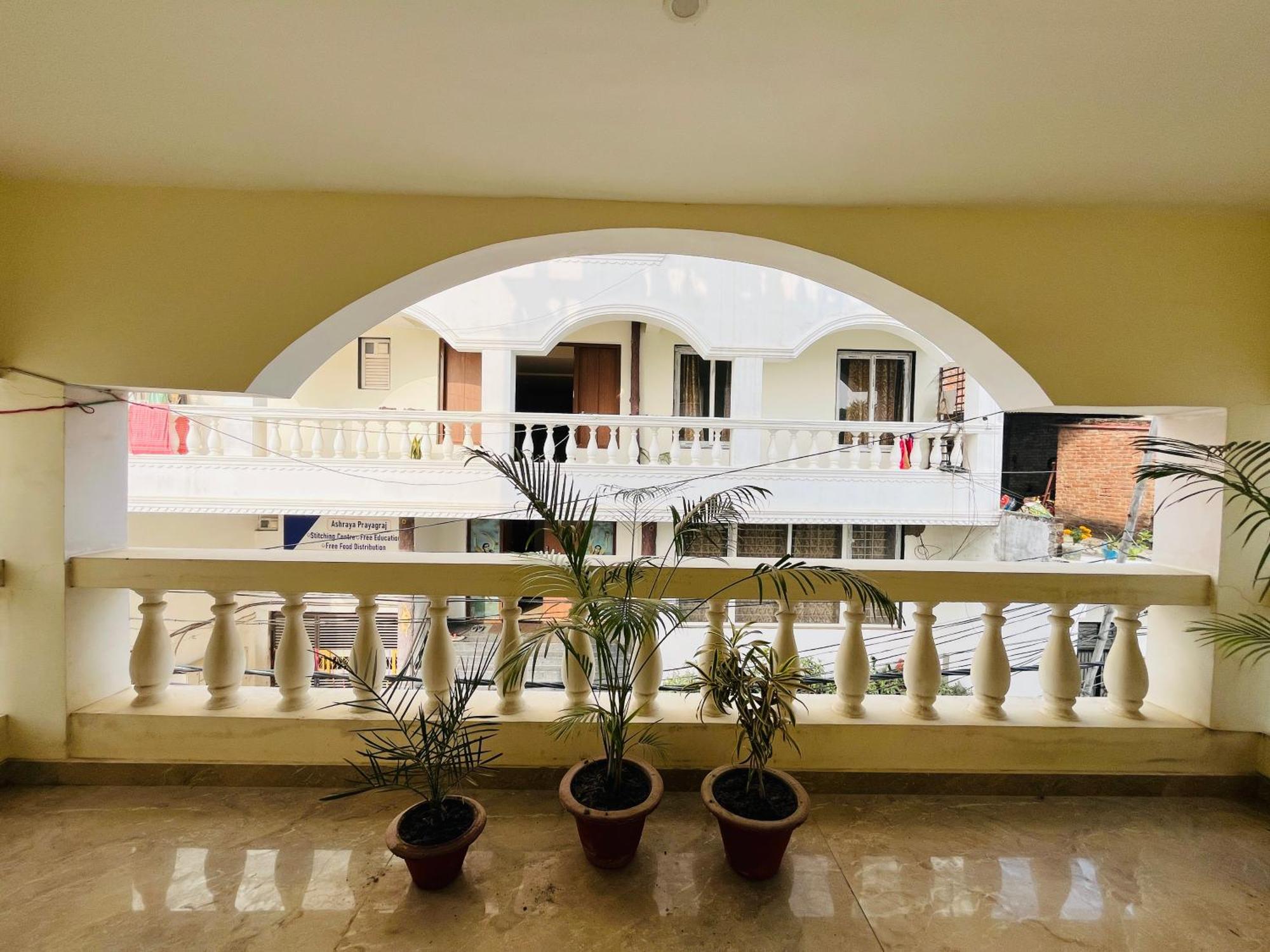 Hare Krishna Homes Jhalwa Allāhābād Junction Exterior foto